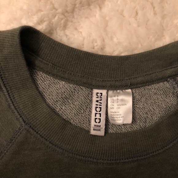 Sweater - Picture 2 of 2